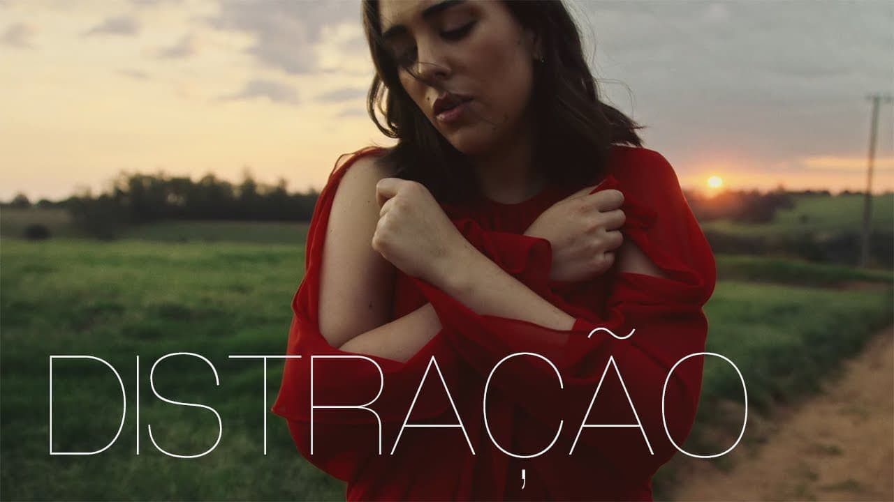 LARA - Distração (Clipe Oficial)