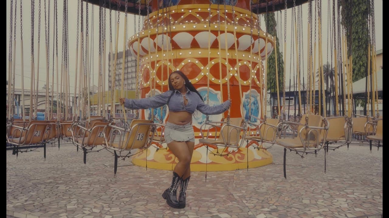 RUKMANI - NO SOCIAL MEDIA (OFFICIAL VISUALIZER)