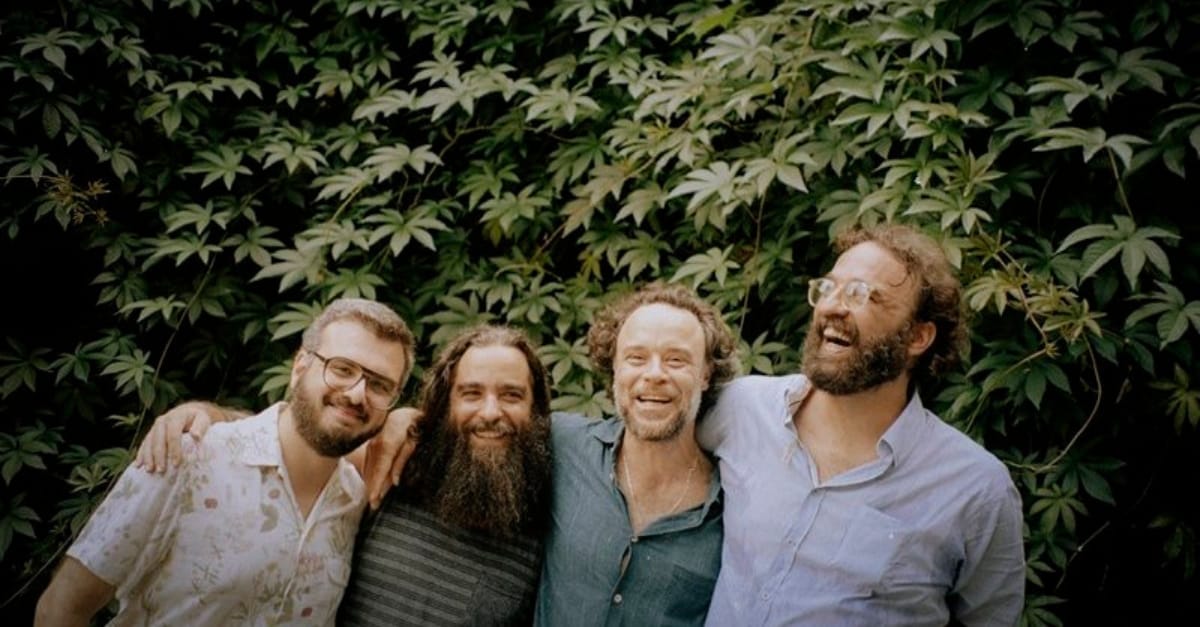 Multishow exibe hoje o show da banda Los Hermanos ao vivo na TV e Internet