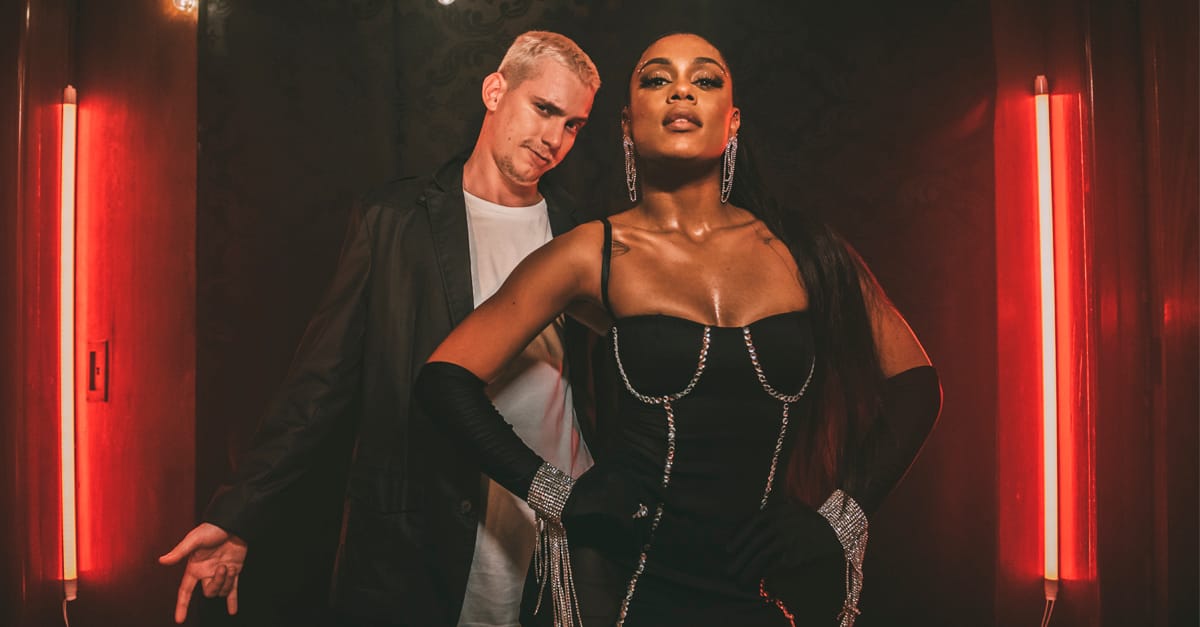 Mc Rebecca beija muito no clipe de “Hoje Tá Bom” com PK