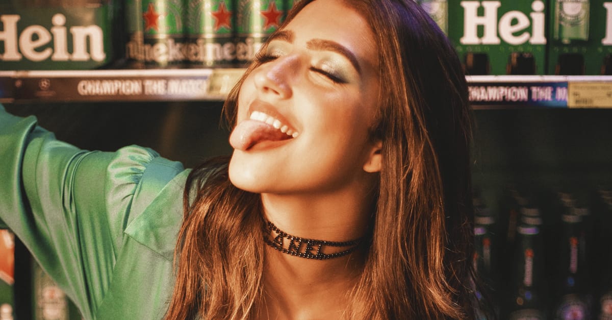 Julia Joia fala sobre autoestima e autocuidado em novo single; ouça “Zen”!