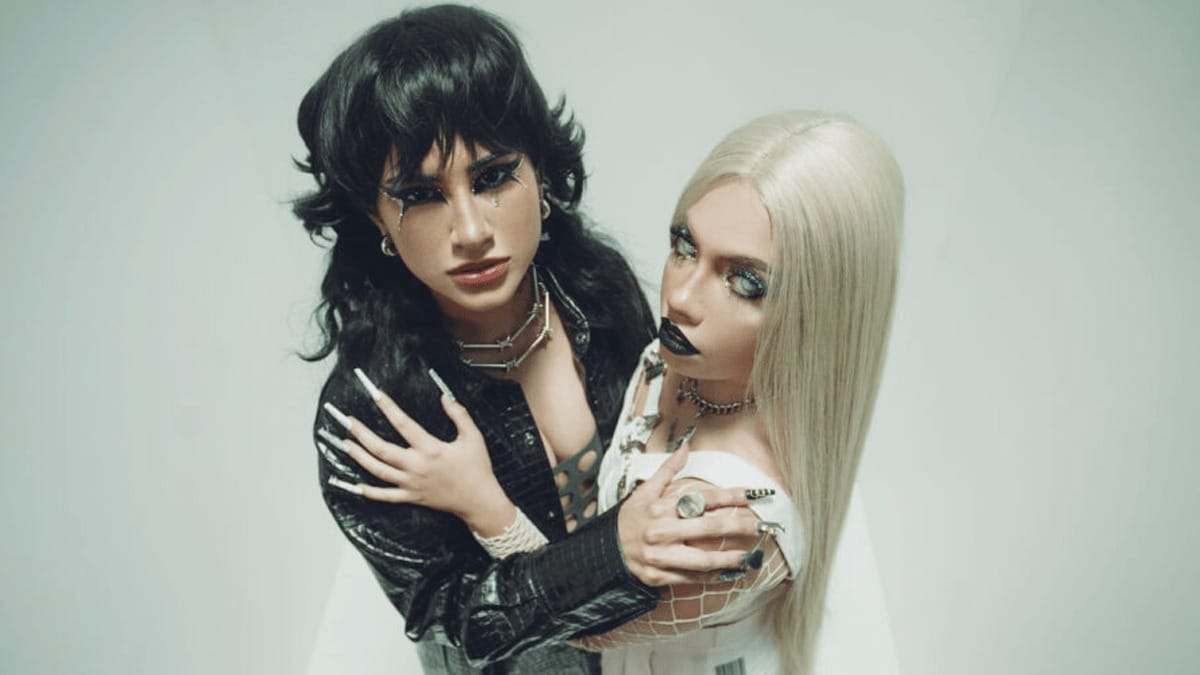 Carolzinha e Day Limns criticam o consumo do entretenimento no single “Embalagem”; assista ao clipe!