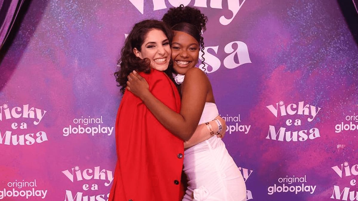 Globoplay recebe elenco e convidados especiais para evento de lançamento “Vicky e a Musa” no Rio de Janeiro