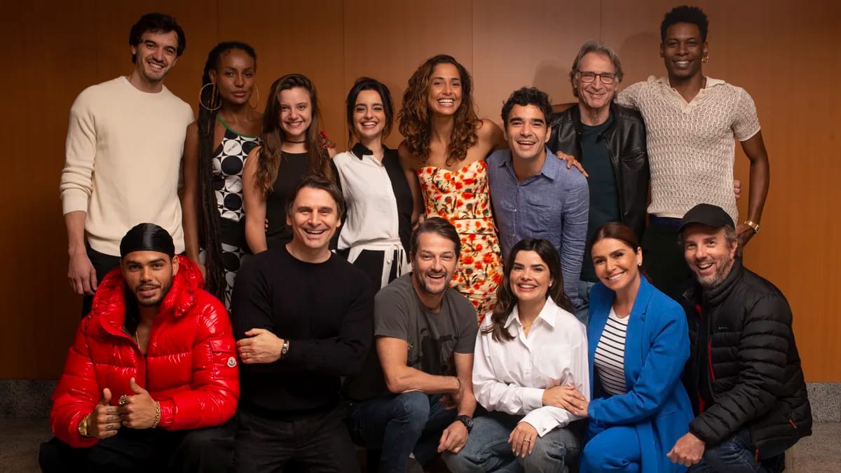 Elenco de “Beleza Fatal” se reúne para primeira leitura de roteiro