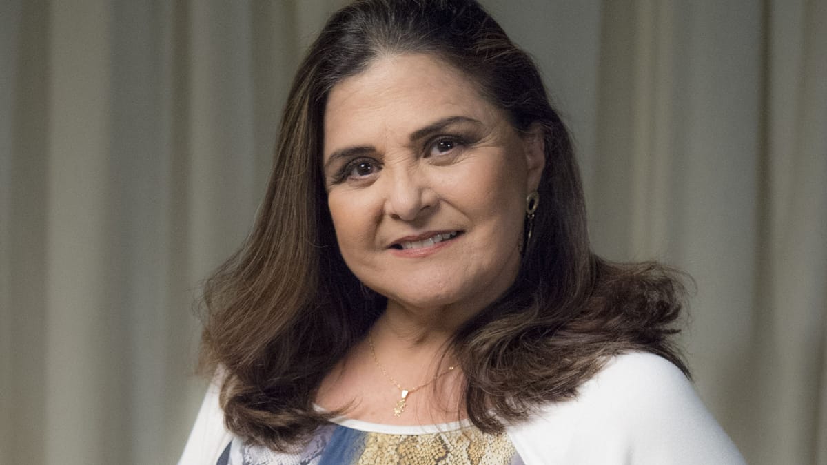 Morre a atriz Elizângela aos 68 anos no Rio de Janeiro