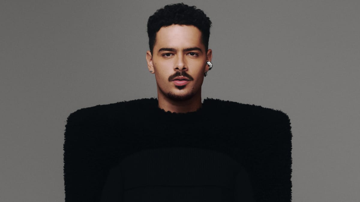 Pedro Sampaio transforma o The Town 2025 com o espetáculo “Made in Caos”