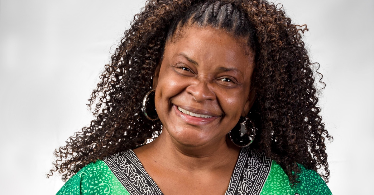 Ana Miranda de “Malhação: toda forma de amar” dirige o espetáculo “O Oráculo”