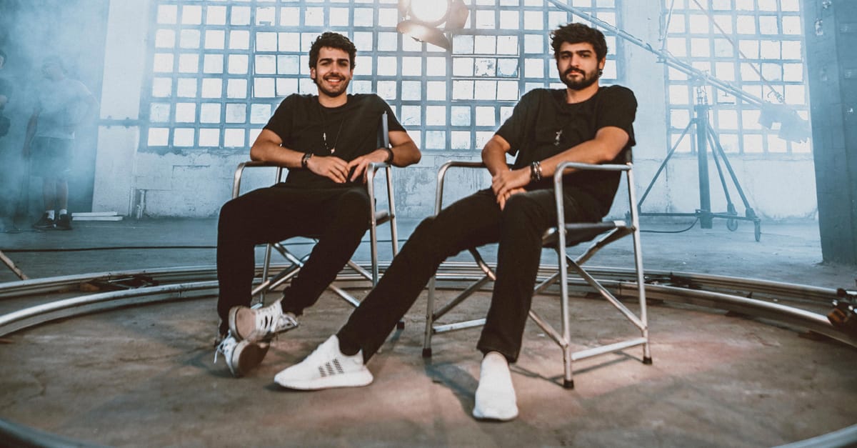 Cat Dealers se torna residente da Insomniac TV e show contará com a tecnologia 3D da edição online do Tomorrowland