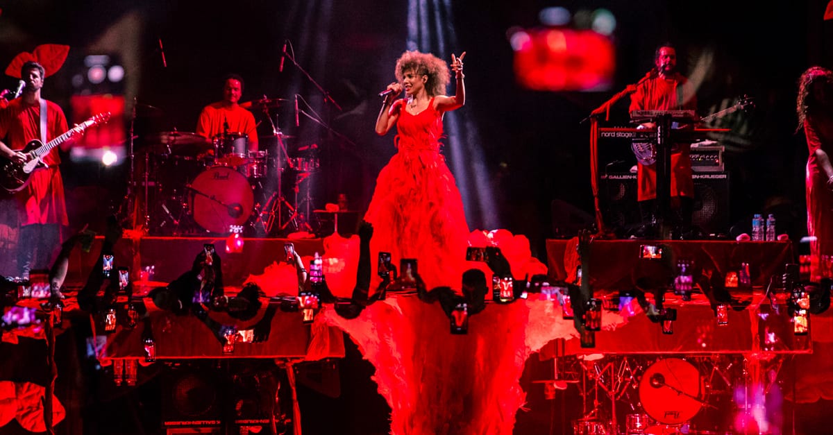 Vanessa da Mata divulga vídeos de “Dance um Reggae Comigo” e “Bam Bam”; assista!