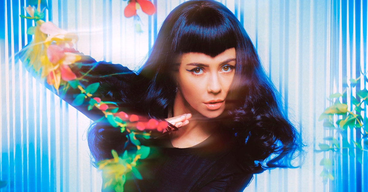 MARINA lança faixa-título de novo álbum da carreira; ouça “Anciet Dreams In A Modern Land”!