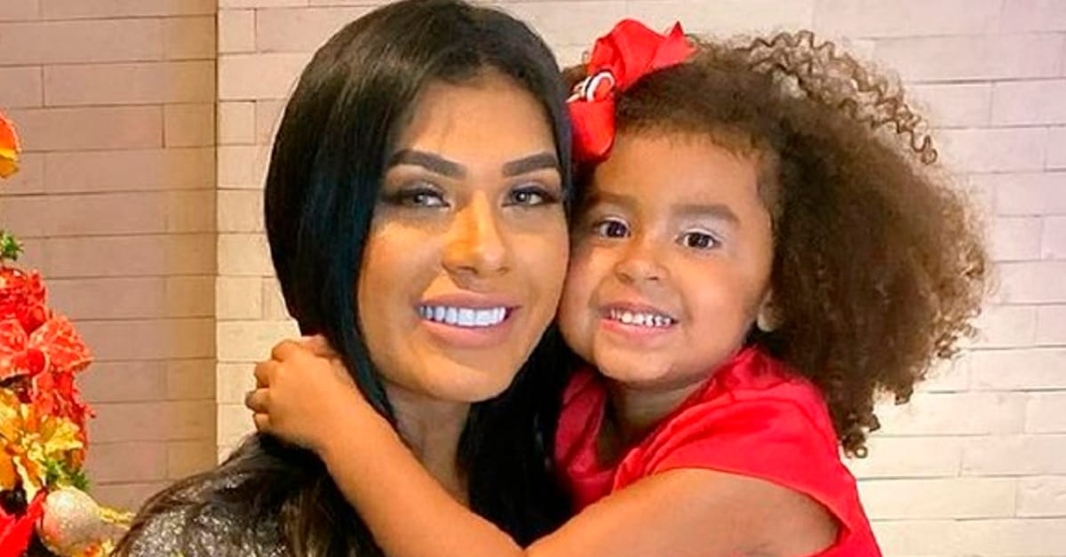 Toyah, filha de Pocah, é vítima de ataques racistas na internet