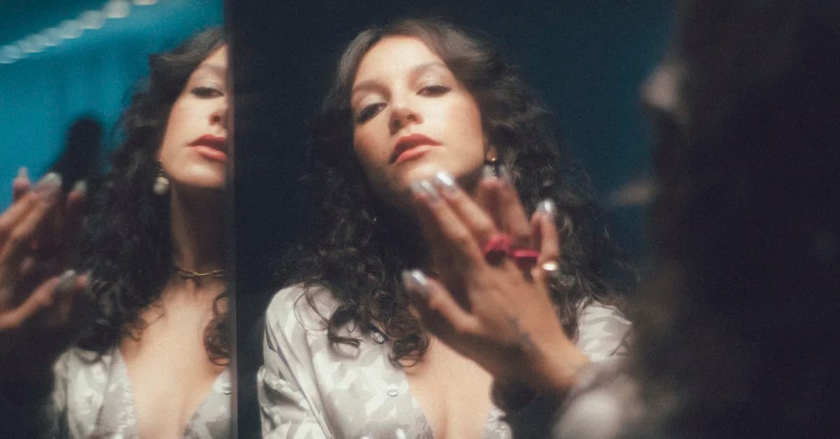 Priscilla Alcantara revela capa e tracklist do disco “Você Aprendeu a Amar?”; confira!