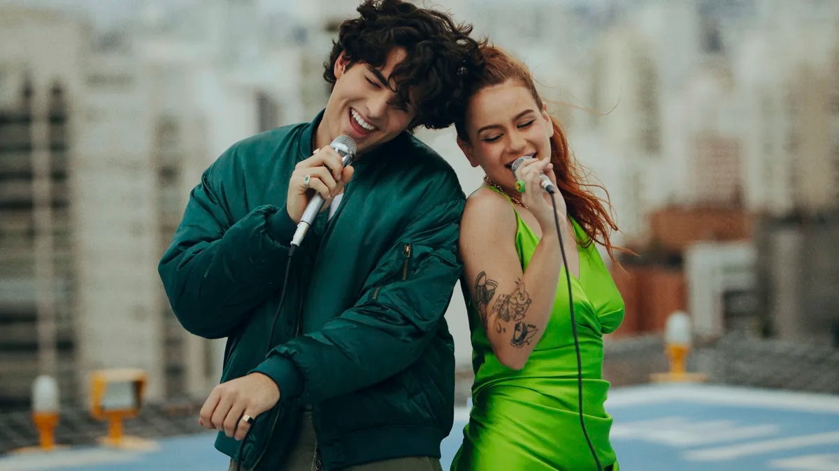 Lucas Pretti convida Carol Biazin para cover de “Garota Infernal”; assista ao vídeo!