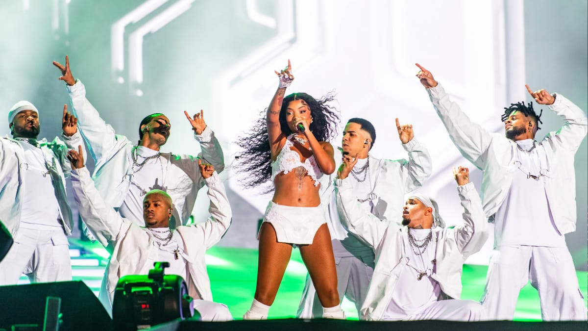 Ludmilla vence incerteza e entrega show histórico no Rock In Rio 2024