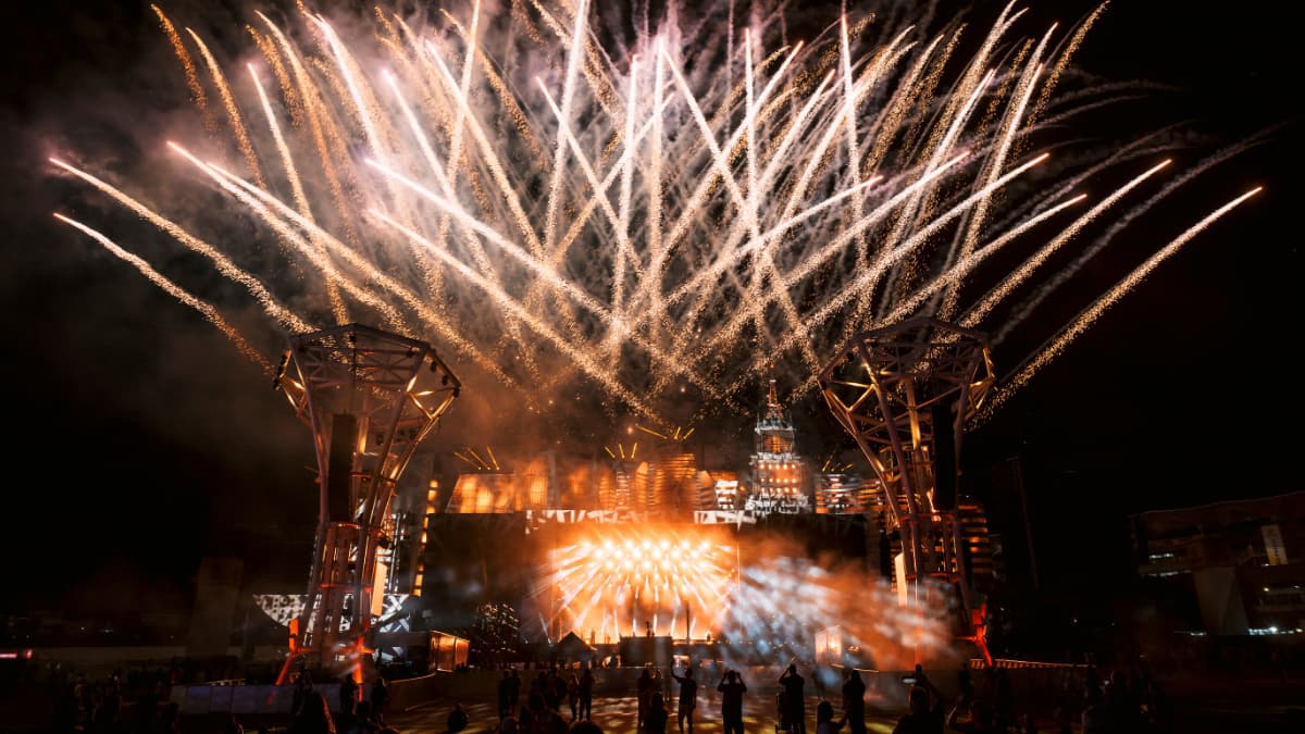 Resumo The Town 2025: abertura tem ingressos esgotados e shows de Travis Scott, Ms. Lauryn Hill e Mc Hariel
