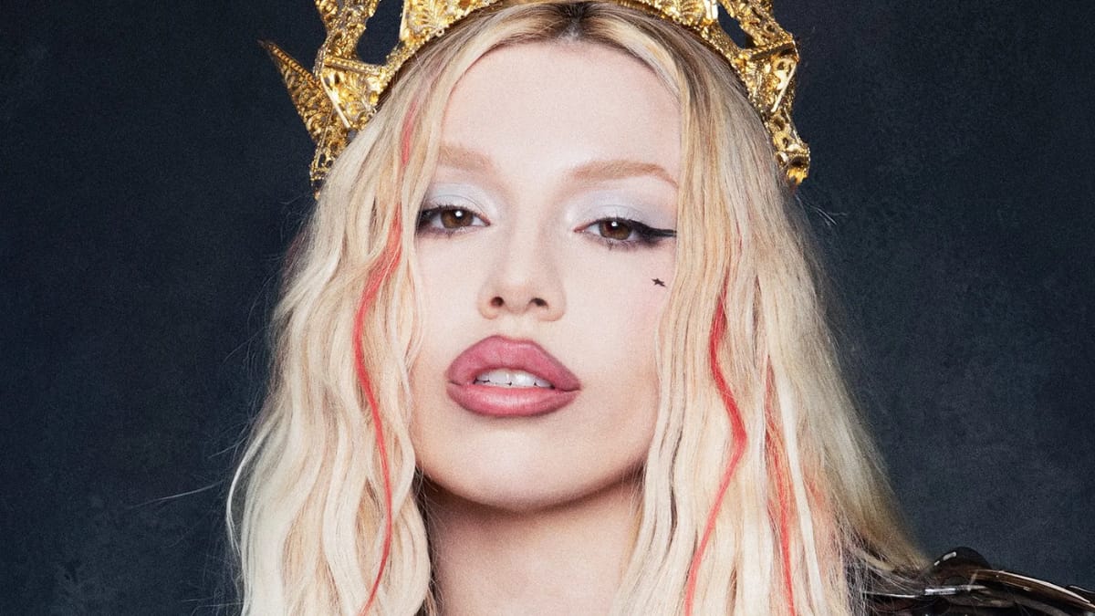 Ava Max lança “Kill It Queen” e inicia nova era após saída da gravadora