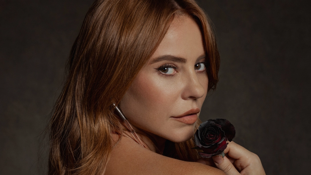 “A Estranha na Cama”: Netflix inicia gravações de thriller nacional com Paolla Oliveira e Bella Campos