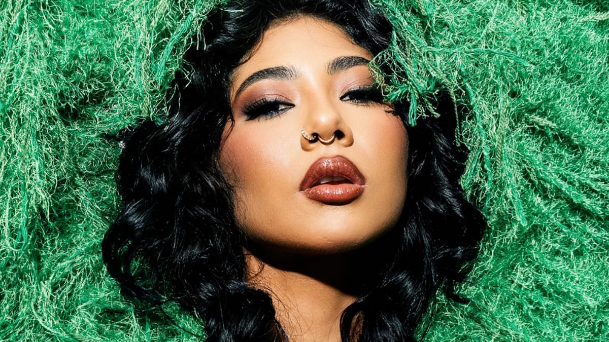 Zaynara aposta na fusão de Beat Melody e Rock Doido no EP e audiovisual “DELIRAR”